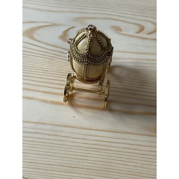 Gold & Ivory Pigeon Egg Carriage Trinket Cinderella Ring Box Rhinestone Details - Picture 3 of 8
